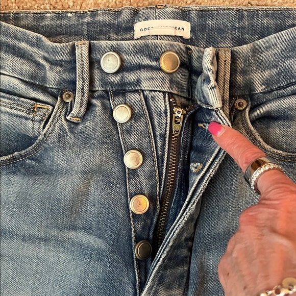 Good American Slant Button Fly Straight Jeans - Picture 3 of 10